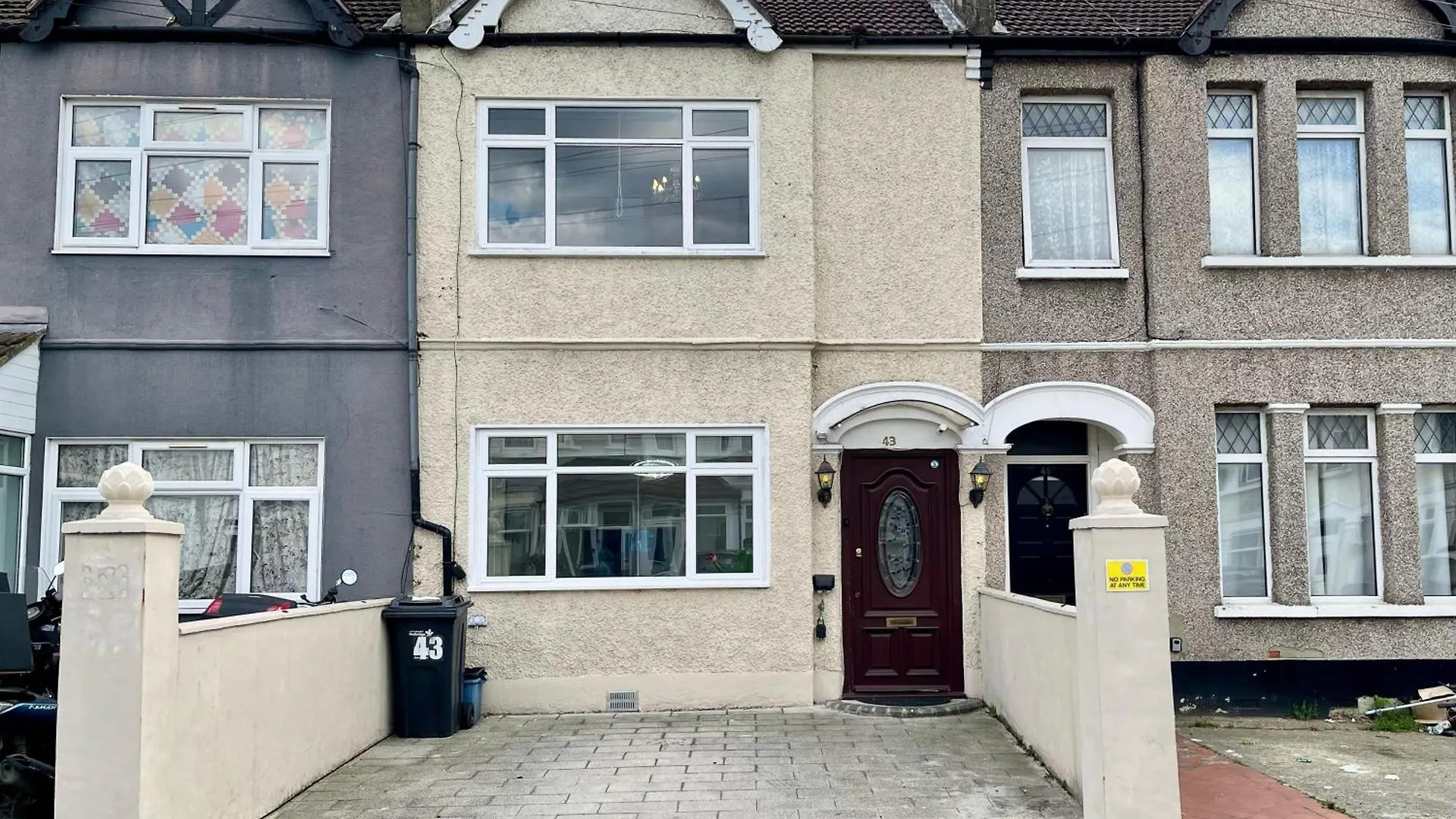 Ilford 3-Bedroom Home With Garden & Free Parking Near Barking United Kingdom